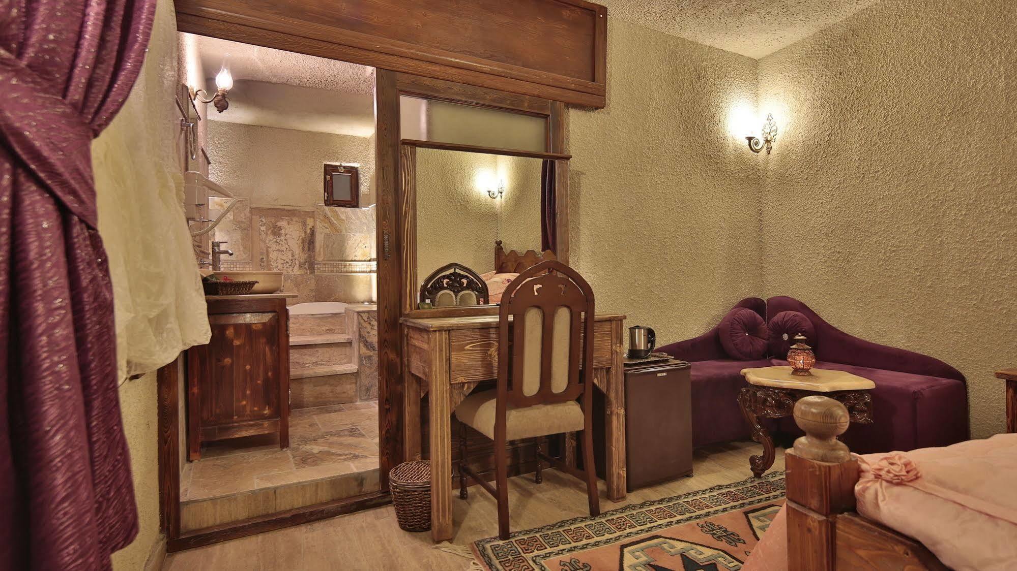 Maccan Cave Hotel Гьореме Екстериор снимка
